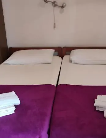 Guest house Charlote *